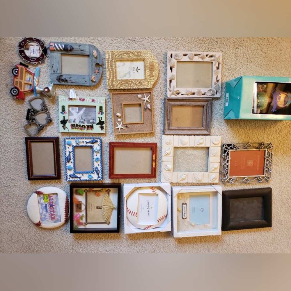 Picture Frames (20)